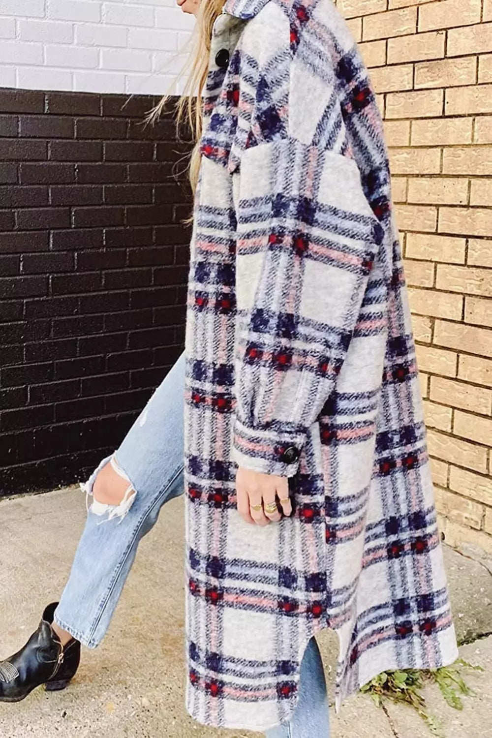 Pocketed Plaid Long Sleeve Coat